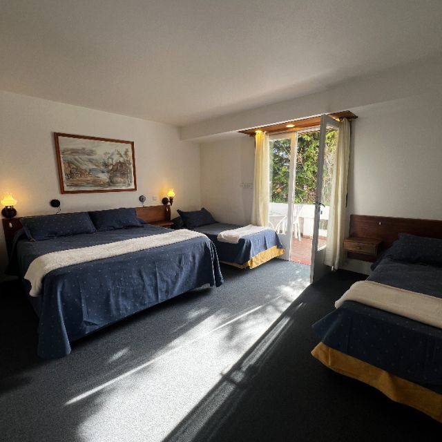 Interiores y servicios