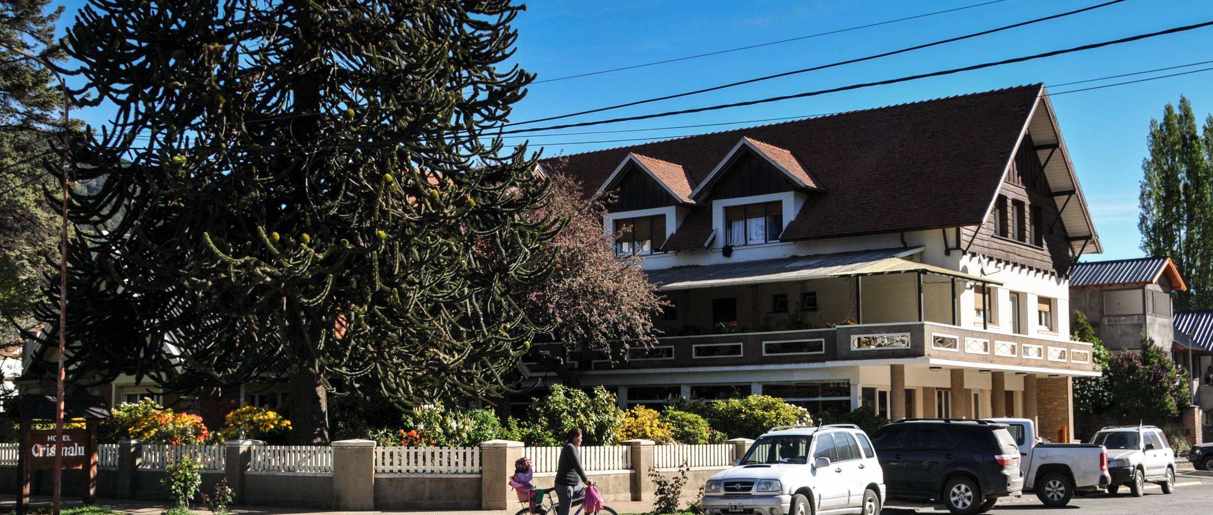 Hotel Crismalu